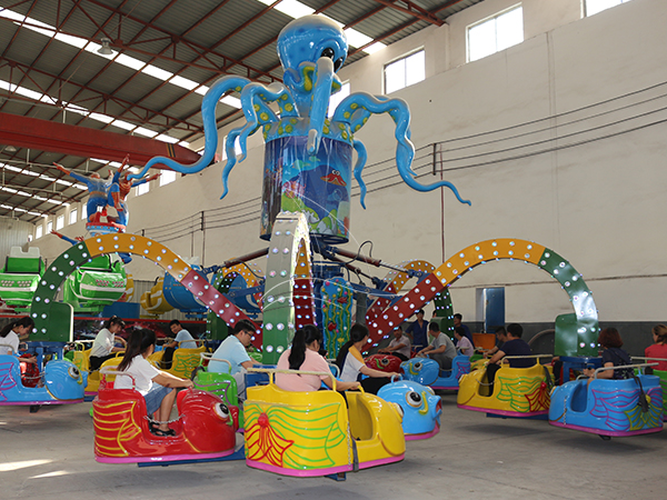 Popular Explosive Amusement Products-Rotating Big Octopus Ride