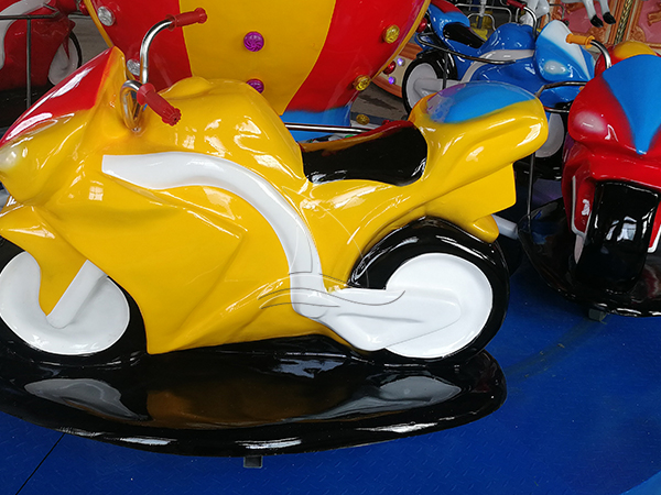 The Motorcycle Race Amusement Ride (1)
